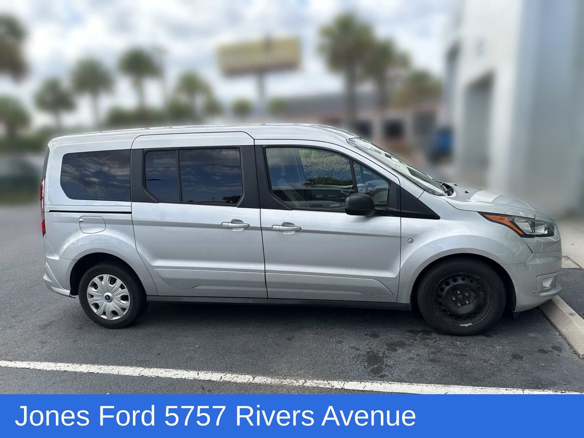 2022 Ford Transit Connect XLT